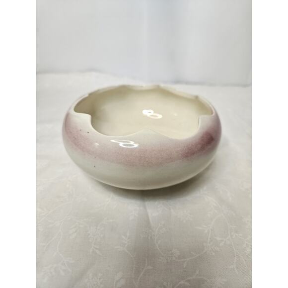 Vintage Oxford Blood Red Cream Pottery Bowl Made in USA #3 5" Scalloped Bowl - Picture 3 of 8